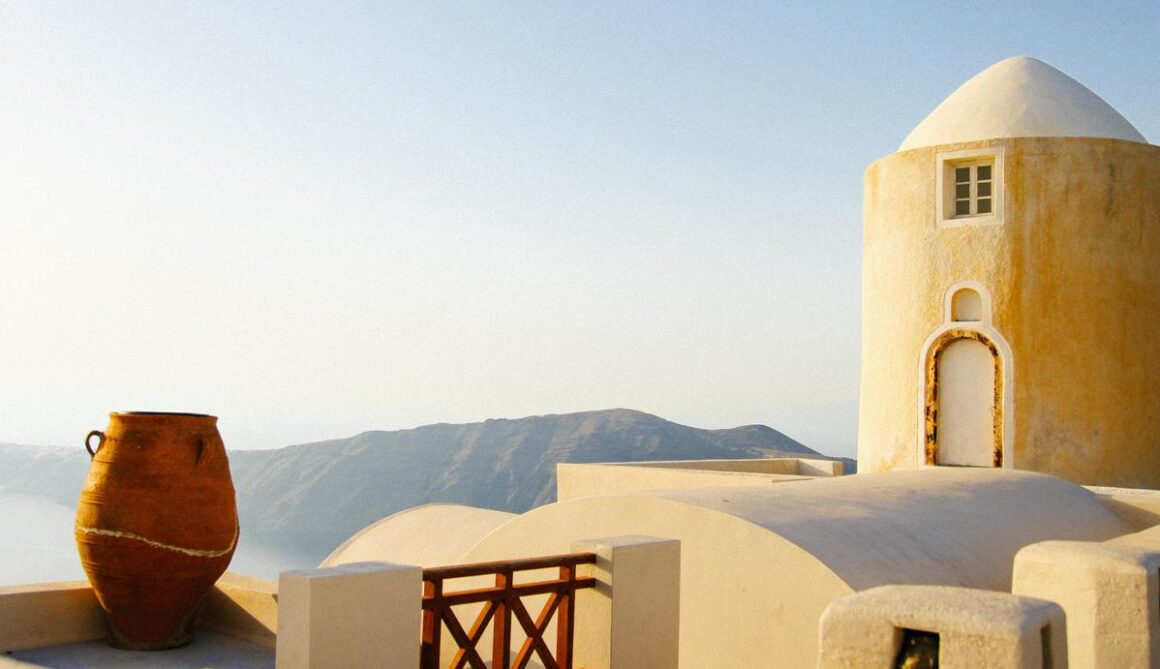 b2288bf9-b63a-3a8f-8547-8e60181d0fee